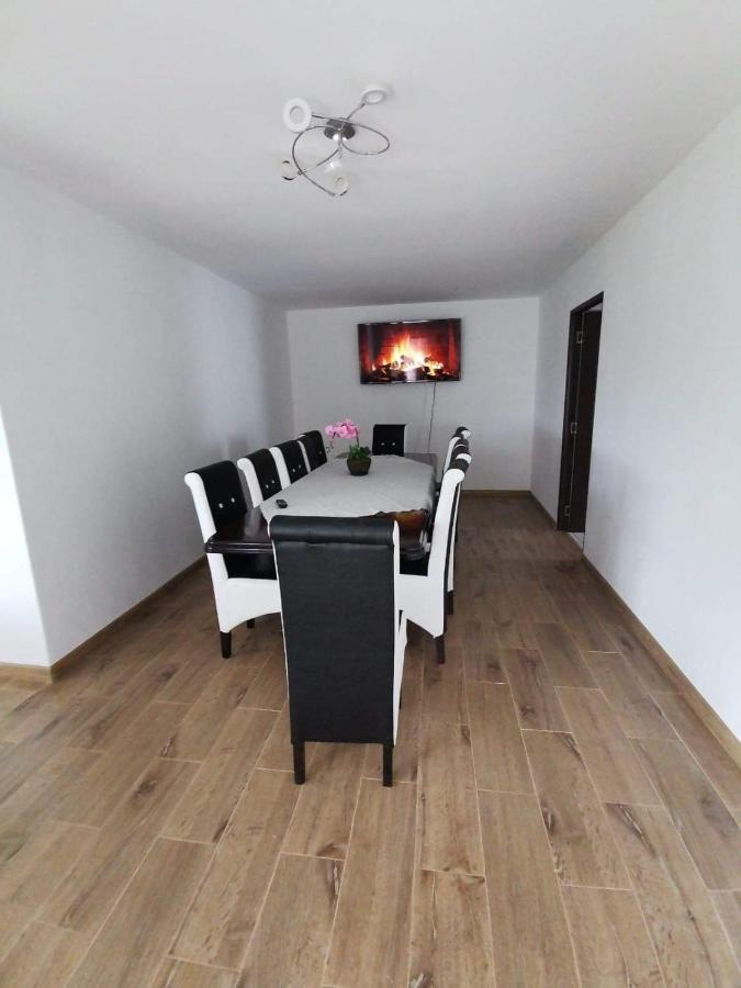 Casa De Vacanta Maga Dubova Buitenkant foto