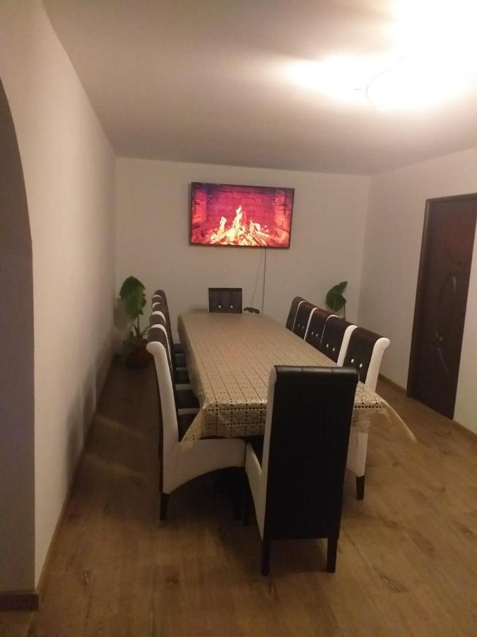 Casa De Vacanta Maga Dubova Buitenkant foto