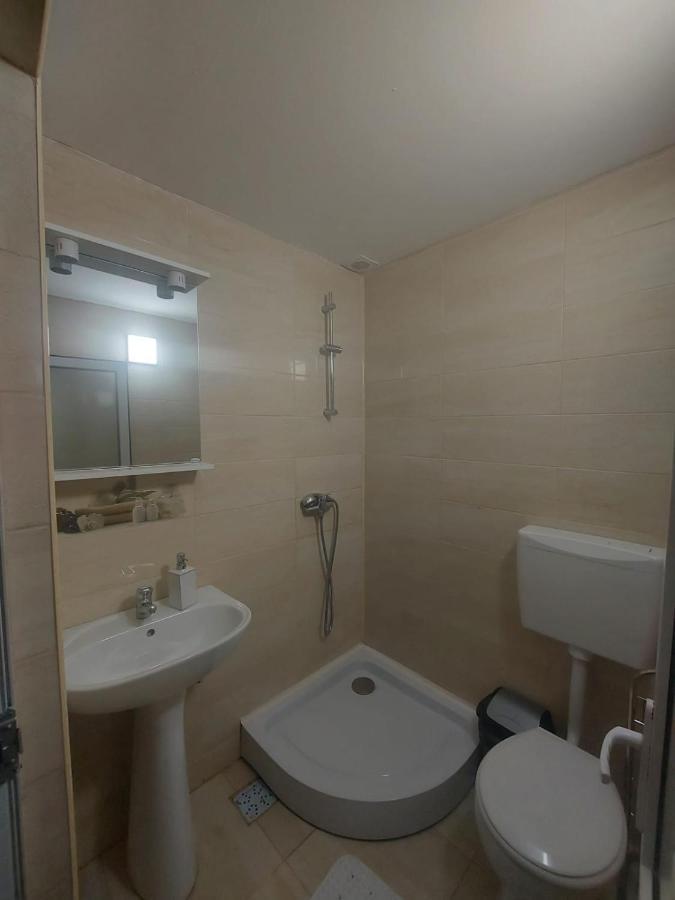 Casa De Vacanta Maga Dubova Buitenkant foto